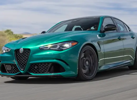Alfa Romeo Giulia Quadrifoglio 2024