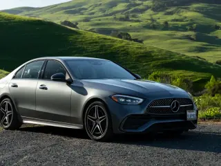 Mercedes-Benz C300 4MATIC 2024